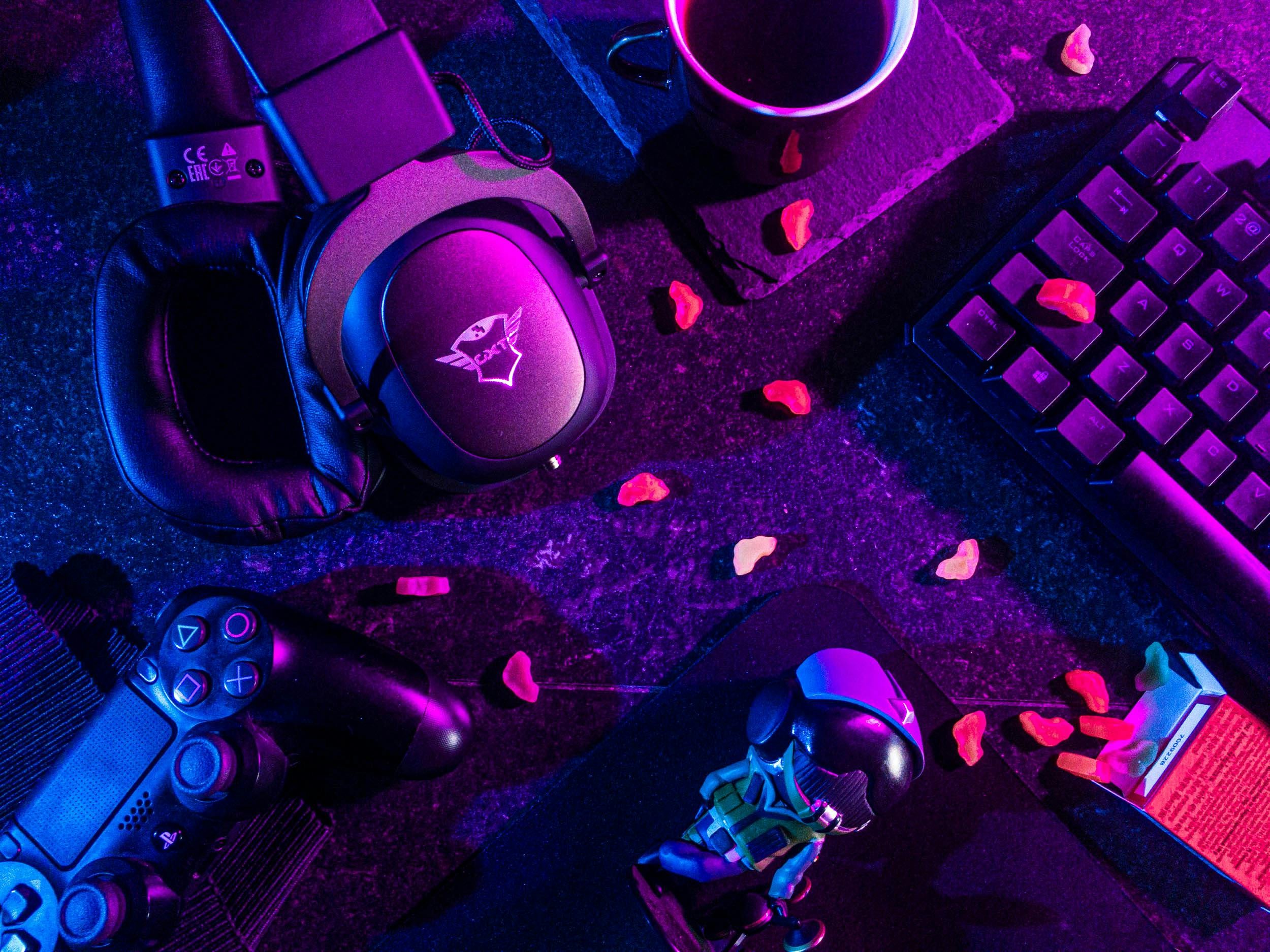 A gamer customizing an Event-Themed Template in Roblox Studio